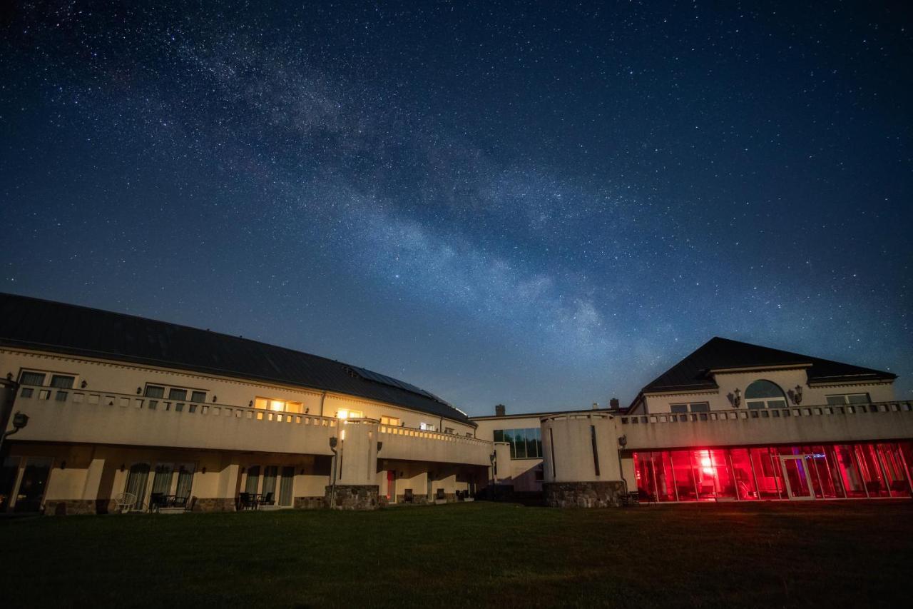 Hotel Kiston Суленчино Экстерьер фото